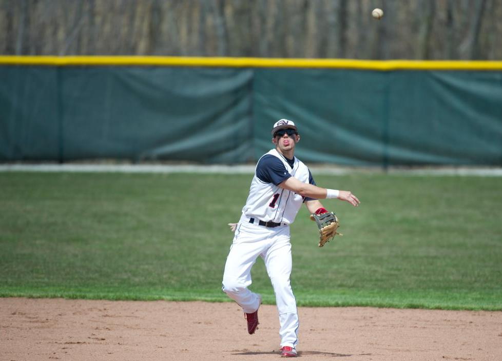 Matt Hunt went 3-for-3 with a pair of RBI's in the opener