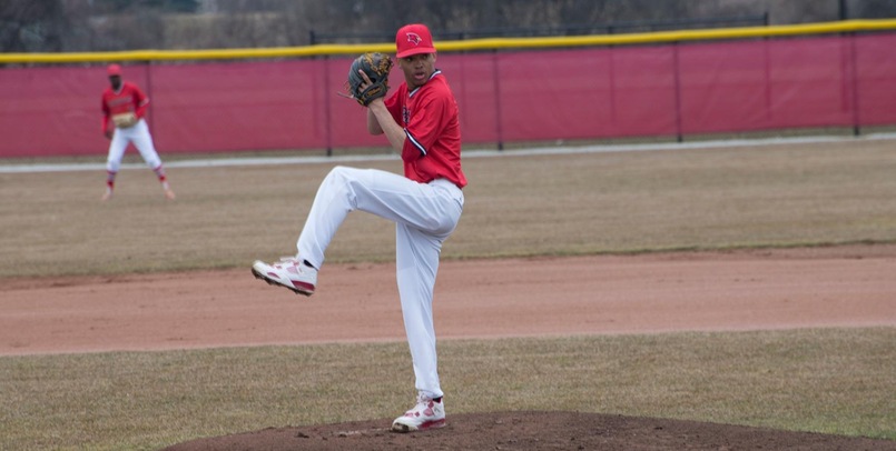 SVSU Baseball Falls in Series Opener to the Warriors