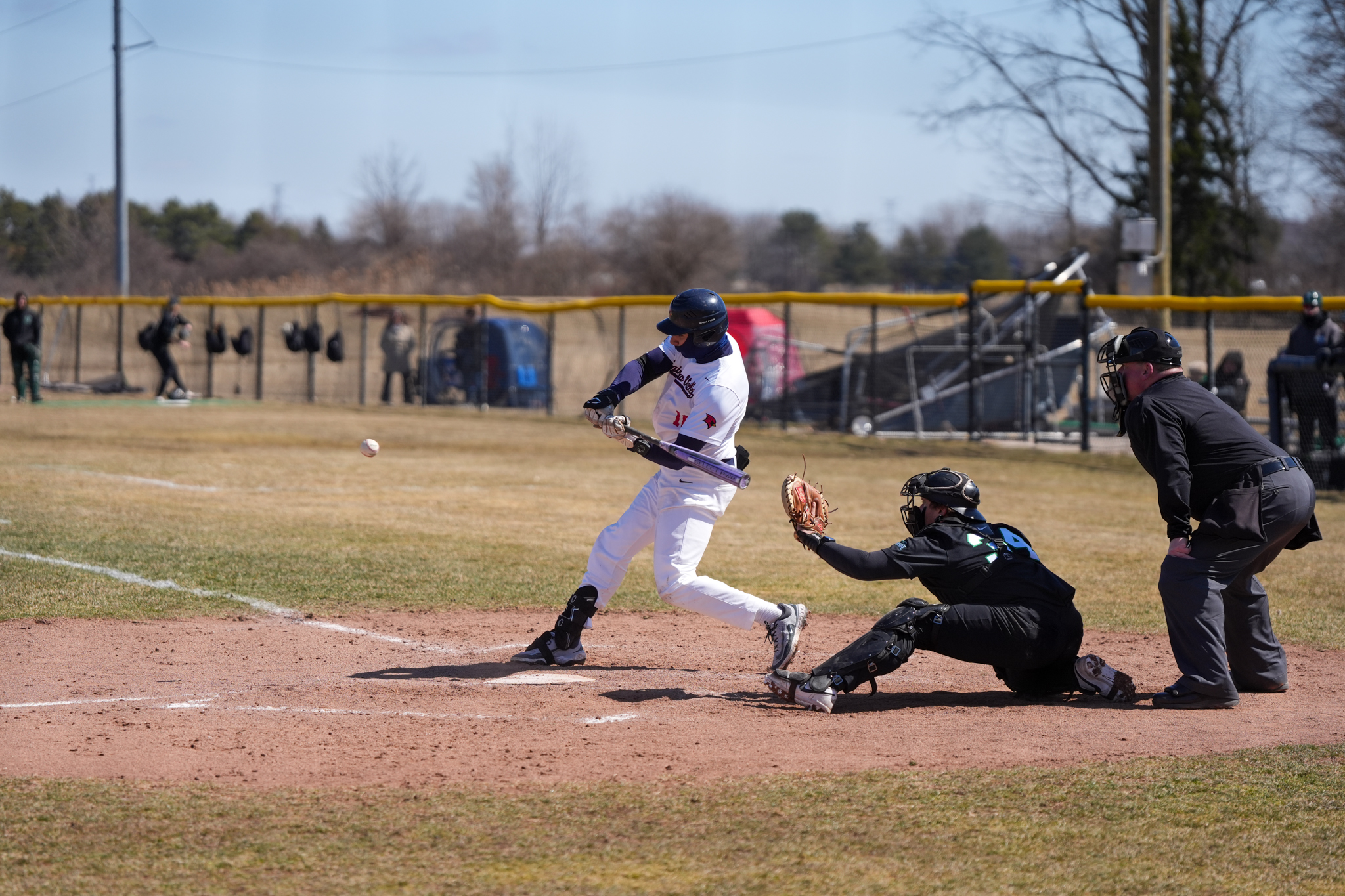 Pitt Delivers Walk Off Hit to Split Doubleheader Against Davenport