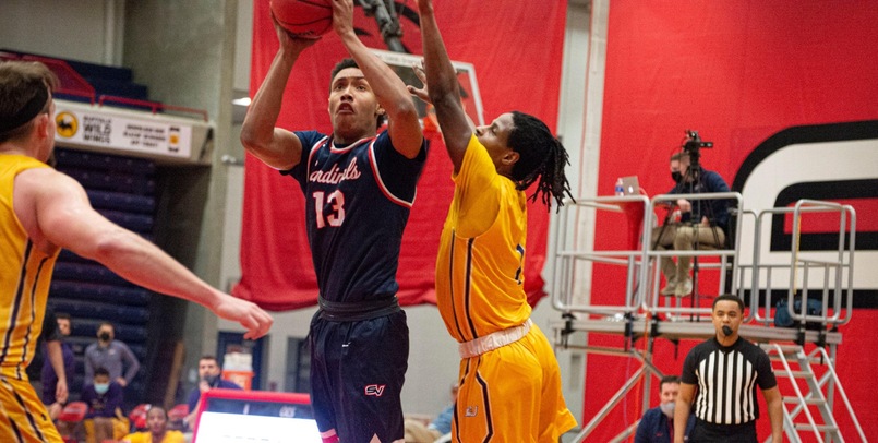 Cardinal rally falls short in 65-62 loss to Huskies