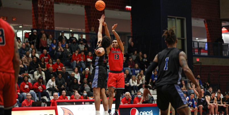 SVSU men land three on All-GLIAC teams