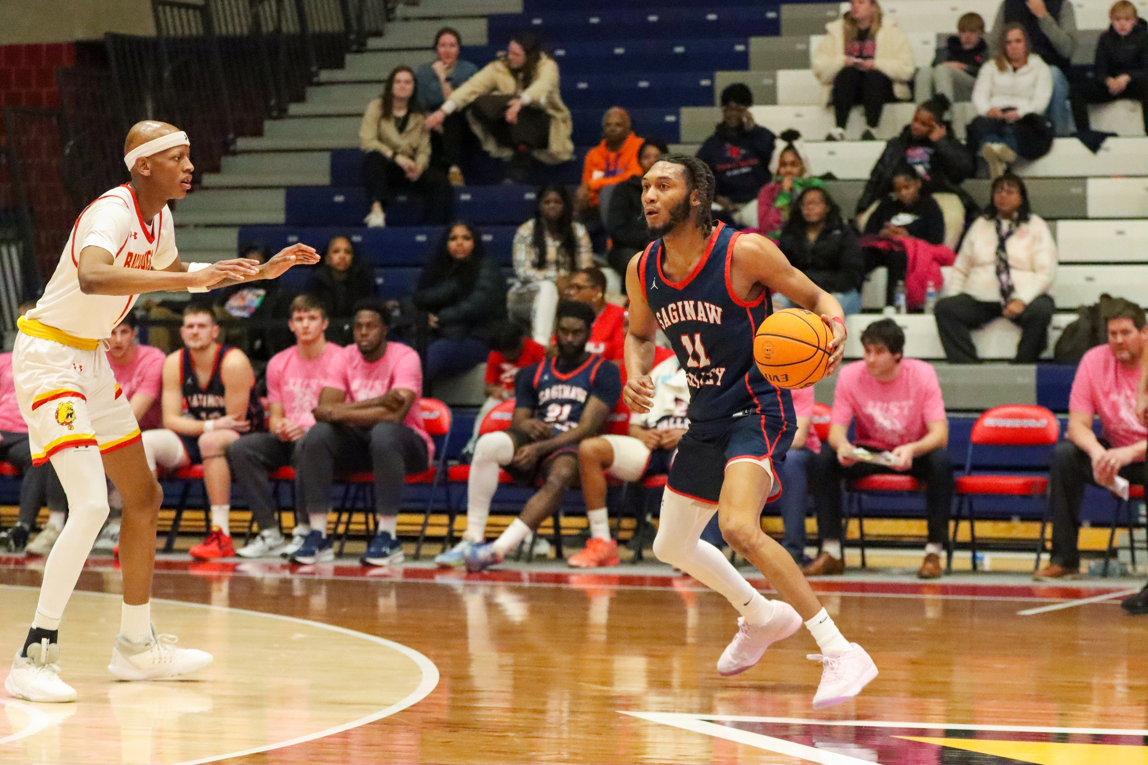 Cardinals End Season with Loss to Bulldogs