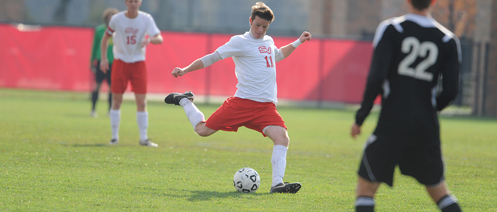 Cardinals Fly by Eagles, 1-0