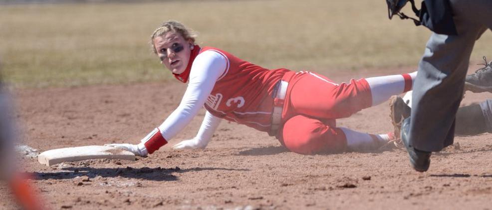 Cardinals Make it Four in a Row With Sweep of Chargers