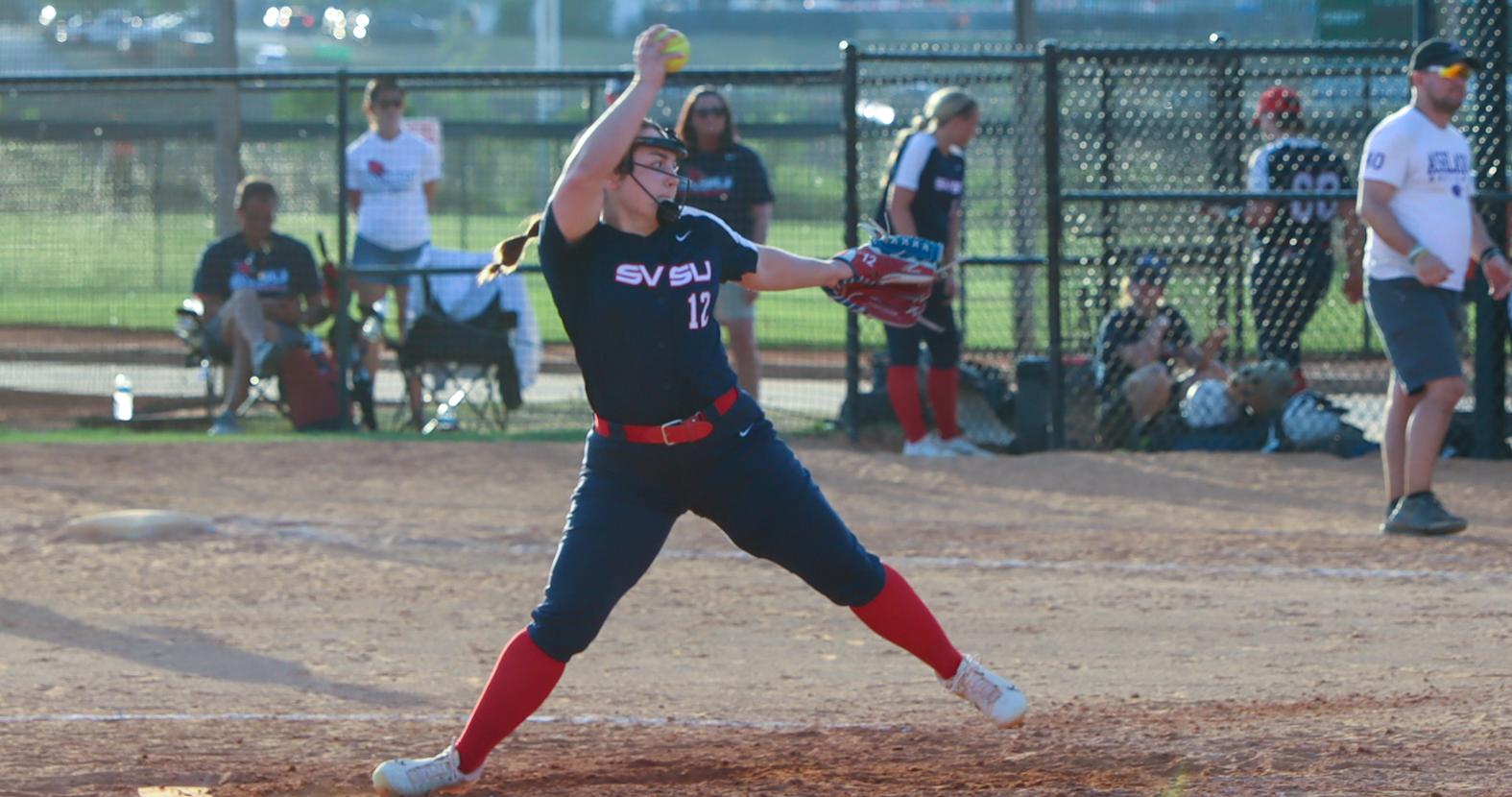 Softball Falls in Final Games of Spring Break Trip