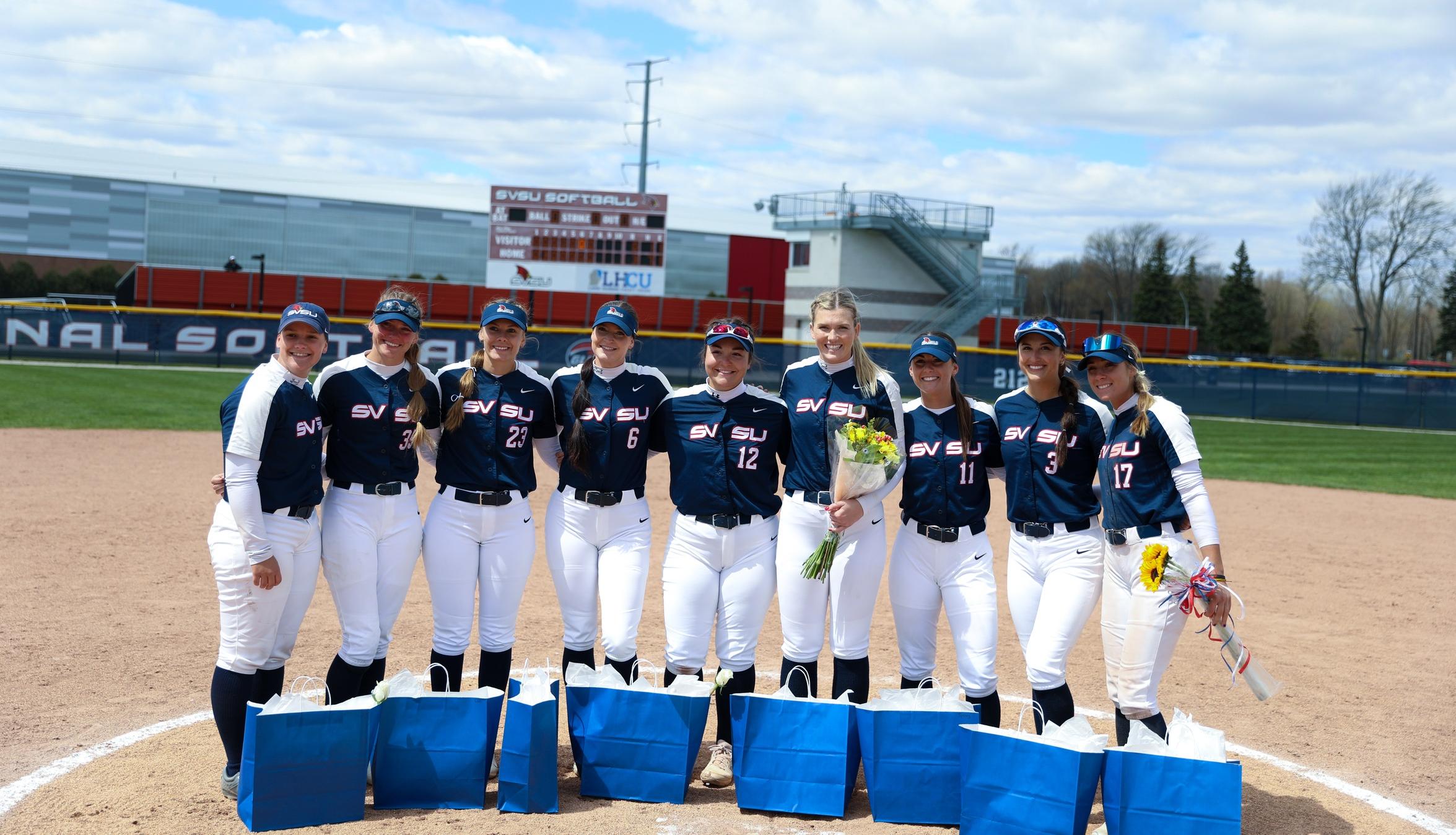 Softball Sweeps Davenport on Senior Day
