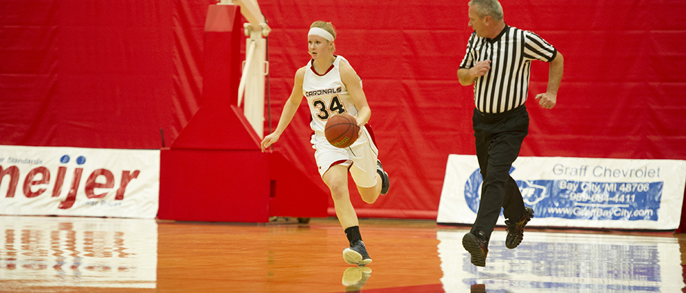 Women's Basketball Bounces Back With 74-72 Win Over St. Joe's