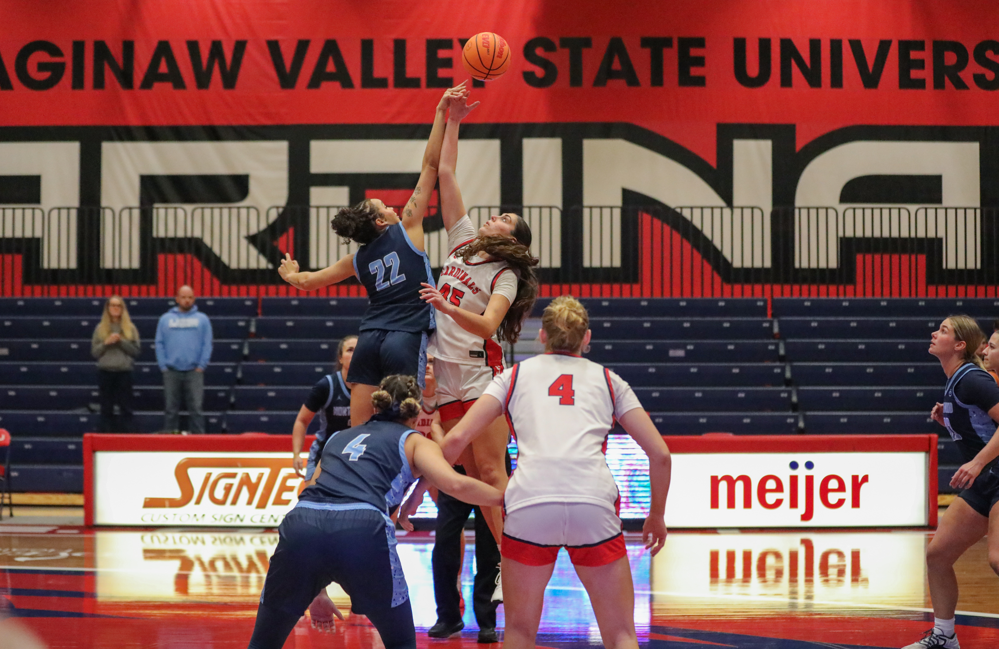 Cardinals Fall in Battle to Northwood to Open 2025-26 Season