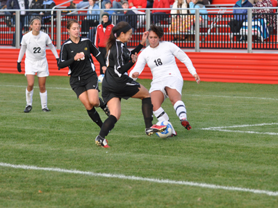 Cardinals Defeat Lewis in Season Opener, 2-0