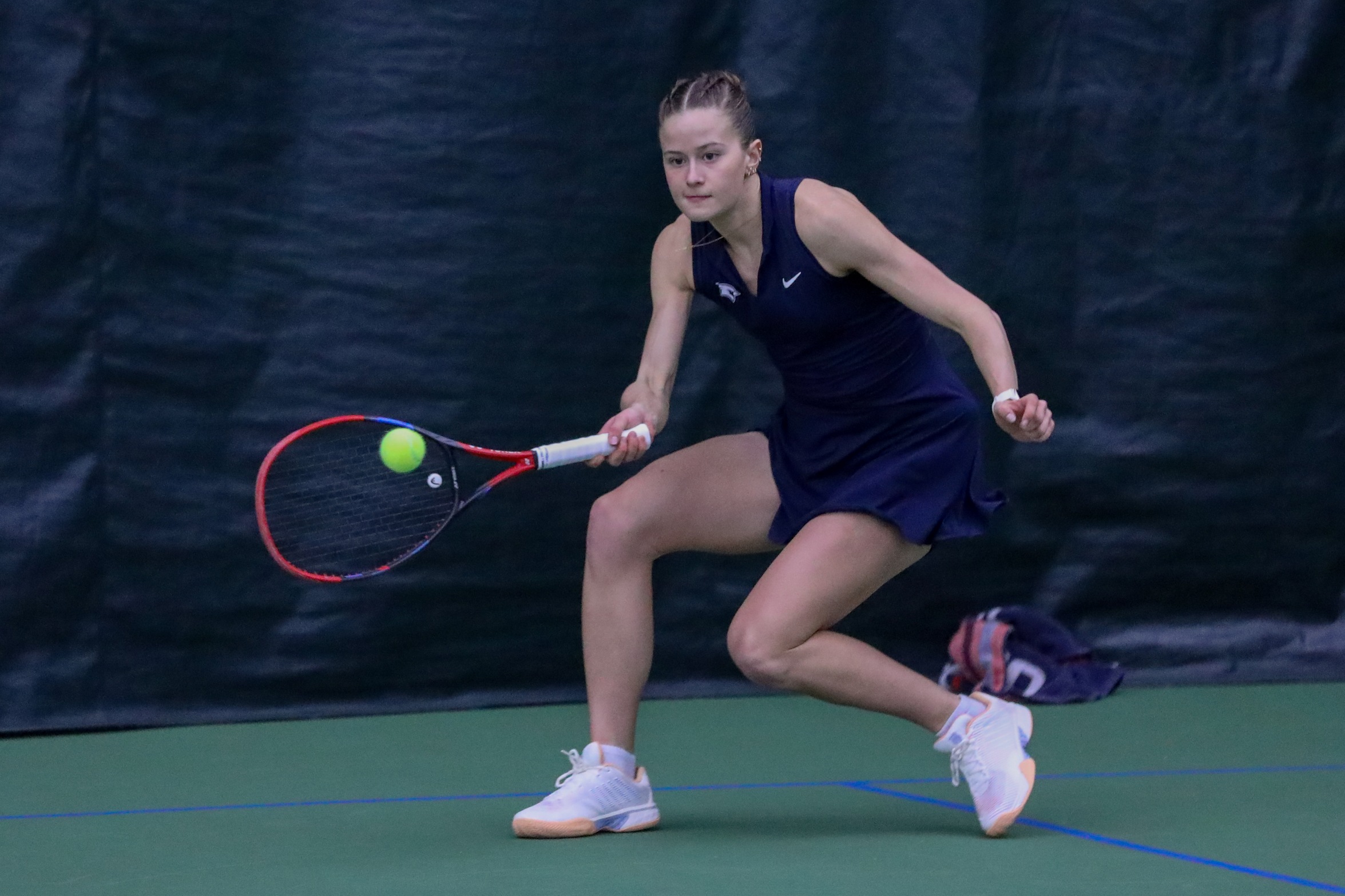 Tennis Drops GLIAC Opener to #22 Wayne State