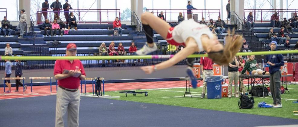 Cardinals Host SVSU vs. GVSU Dual