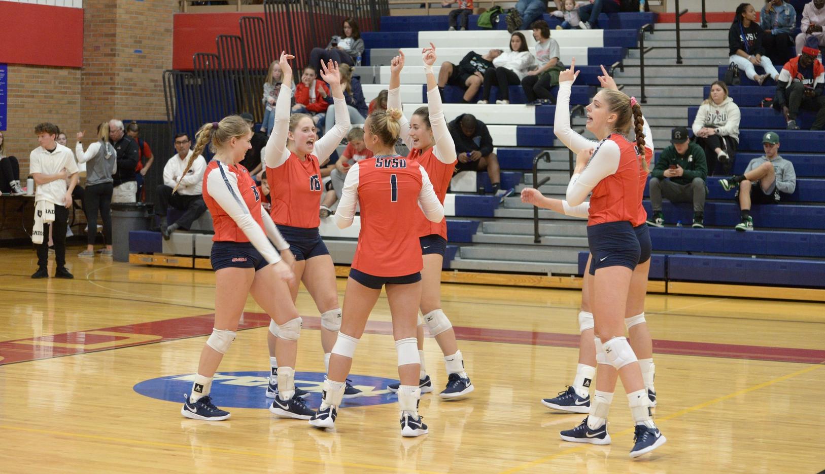 Cardinals Tame Wildcats in GLIAC Play